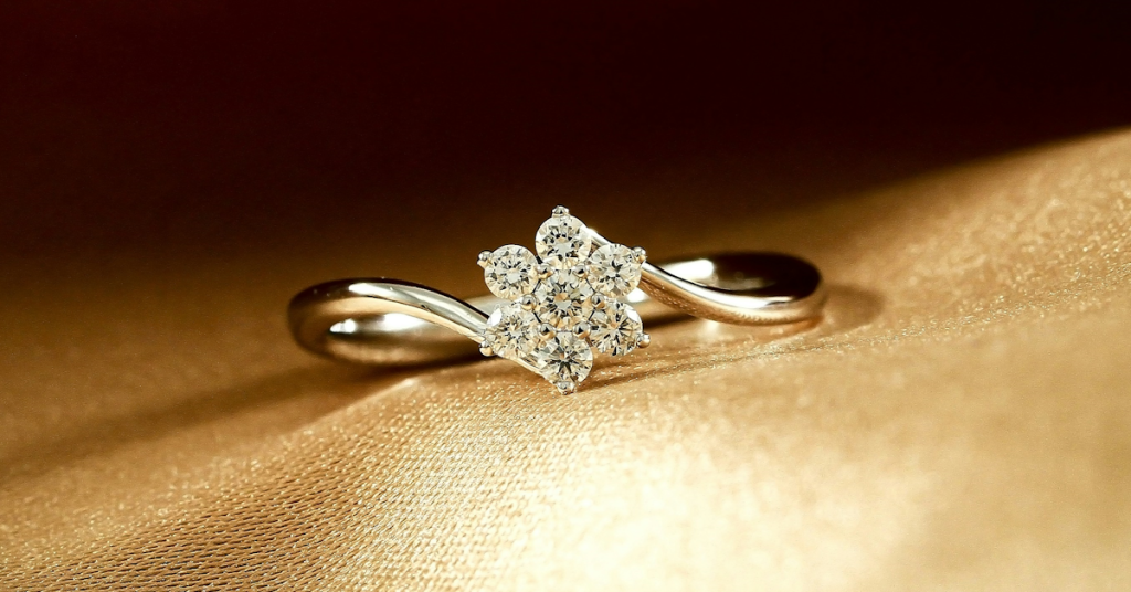 How Jewelry Designers Harness 3D Technologies to Custom Engagement Rings Design and Marketing